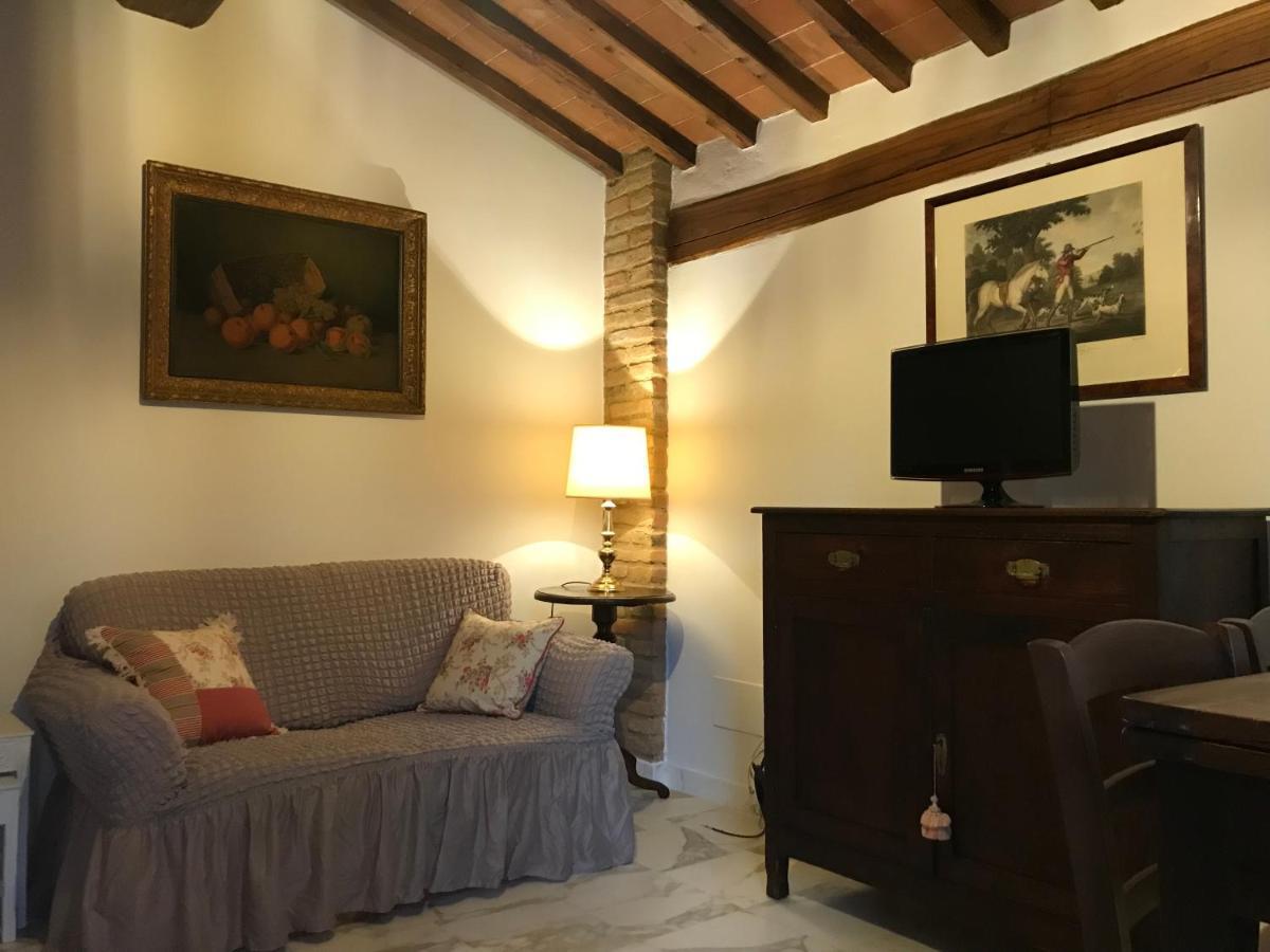 La Perla Tra Gli Ulivi Apartment Siena Exterior photo